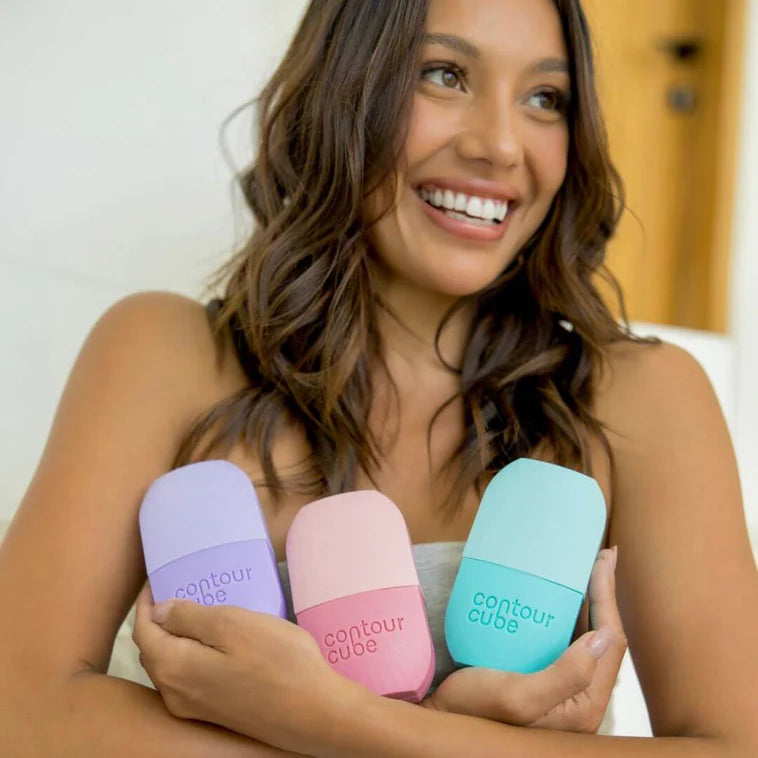 3X1 Masajeador Facial Hieloterapia - Deshincha y da brillo